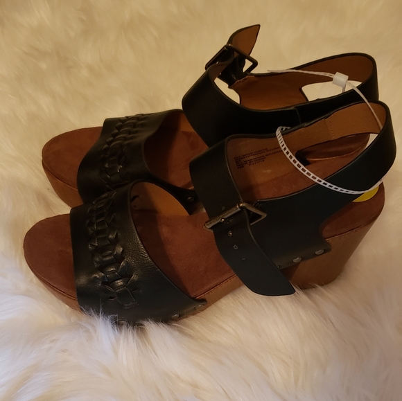 White Mountain Footbed Heels Size 9 - Picture 2 of 6